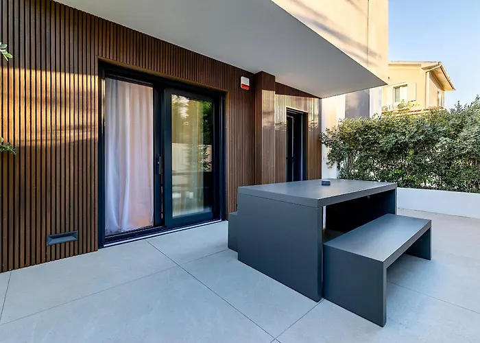 Superior 1br Vacation - Fully Equipped - Azulis2 - Garden - Free Parking Διαμέρισμα