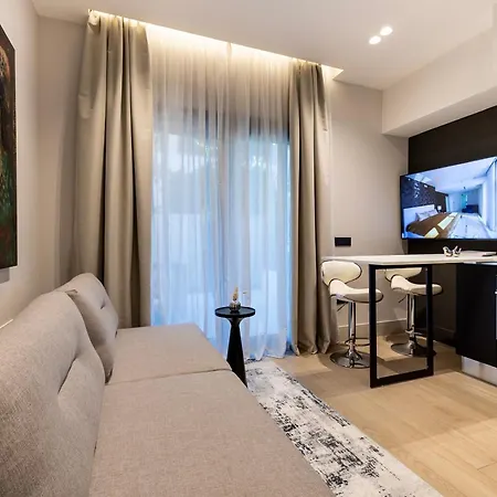 Azulis 2 Pisano 1br With Garden & Parking, Aldo Moro Daire *