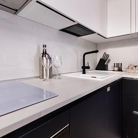 Azulis 2 Pisano 1br With Garden & Parking, Aldo Moro Daire *