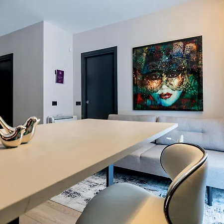 Azulis 2 Pisano 1br With Garden & Parking, Aldo Moro 奧爾比亞