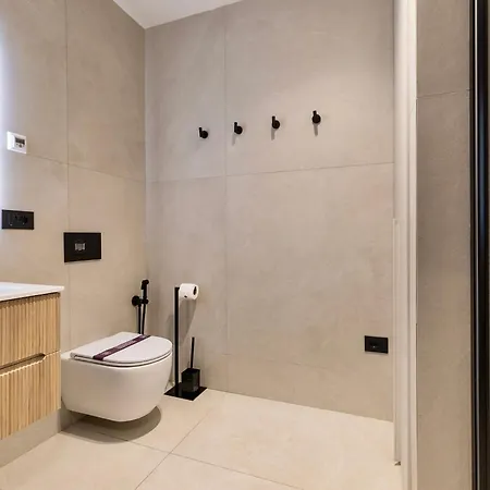 Azulis 2 Pisano 1br With Garden & Parking, Aldo Moro Daire *